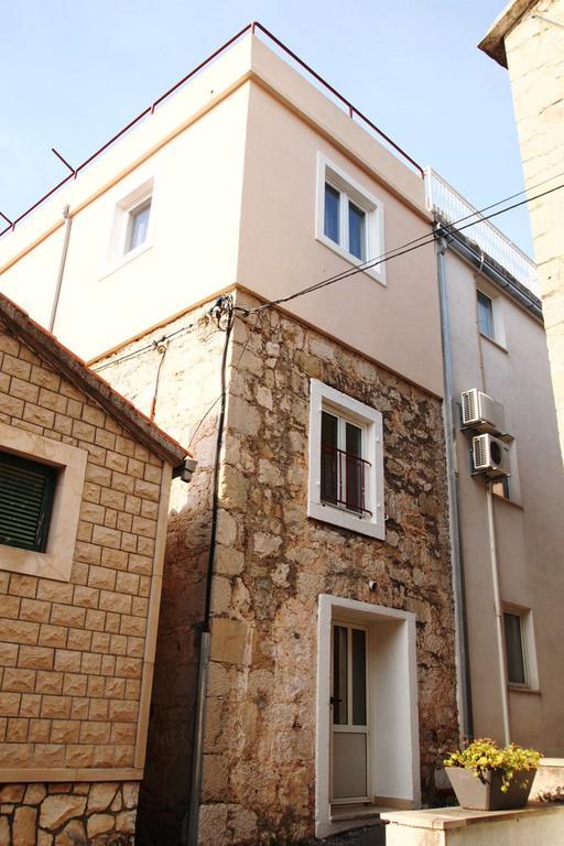 Apartment Old Town Makarska Esterno foto